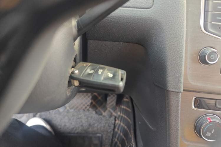 Used Volkswagen Golf 2015 1.4TSI Automatic Comfort Model