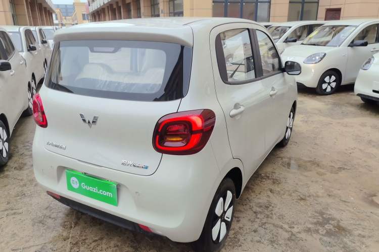 Used Wuling Hongguang MINIEV 2025 Four-Door Version Advanced Edition
