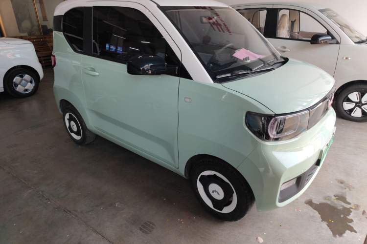 Used Wuling Hongguang MINIEV 2021 Macaron Premium Model – Lithium Iron Phosphate