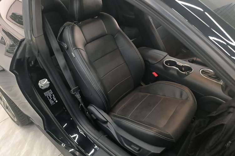 Used Ford Mustang 2020 2.3L EcoBoost Right Front Seat