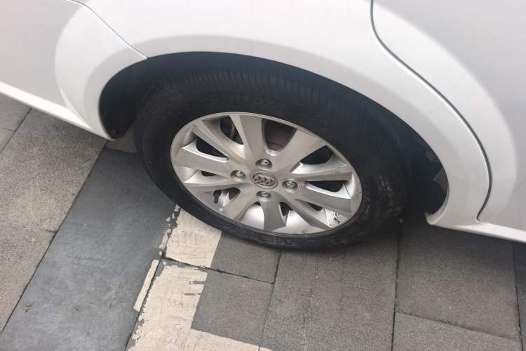 Used Buick Excelle 2013 1.5L Manual Luxury Model