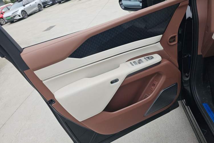 Used BYD Xia 2025 DM-i 1.5T 180km Beyond Edition