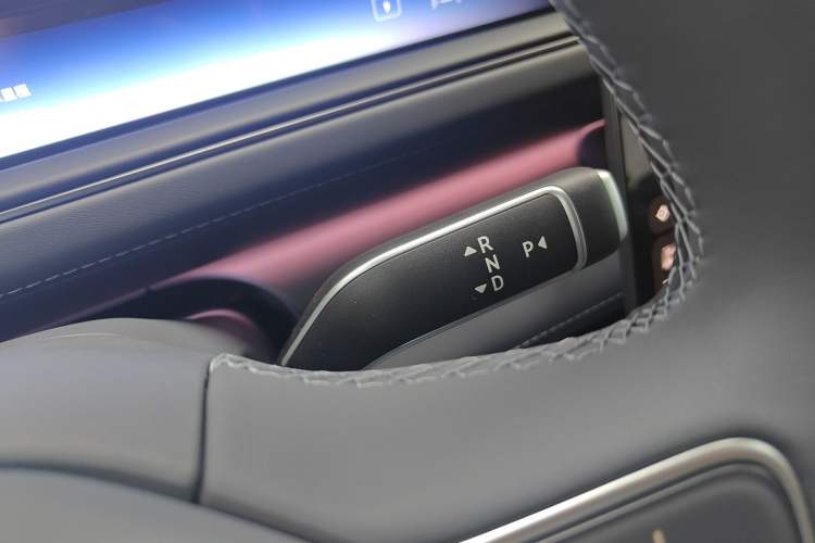 Used Nio ES8 2026 Model 6-seat Executive Luxury Edition Gear Lever