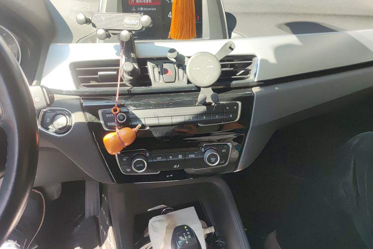 Used BMW X1 2018 sDrive20Li Leading Model
