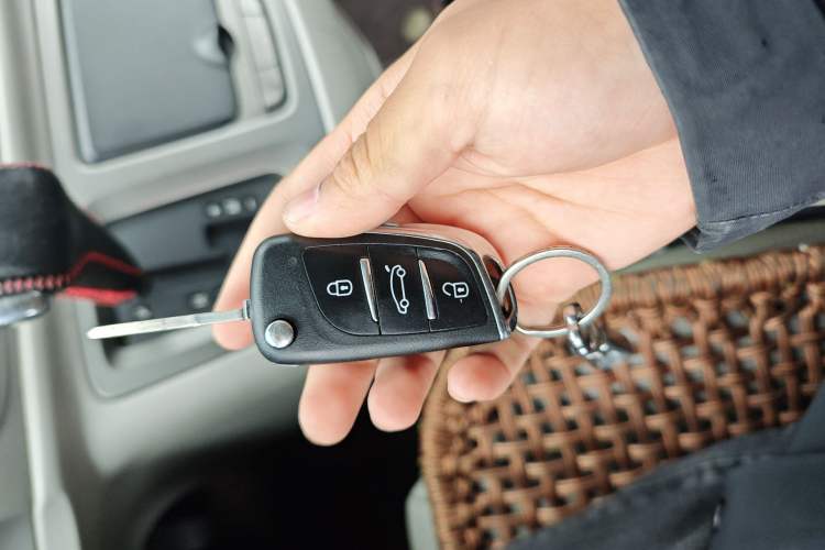 Used SAIC MAXUS G10 2014 2.0T Automatic Elite Edition Vehicle Key