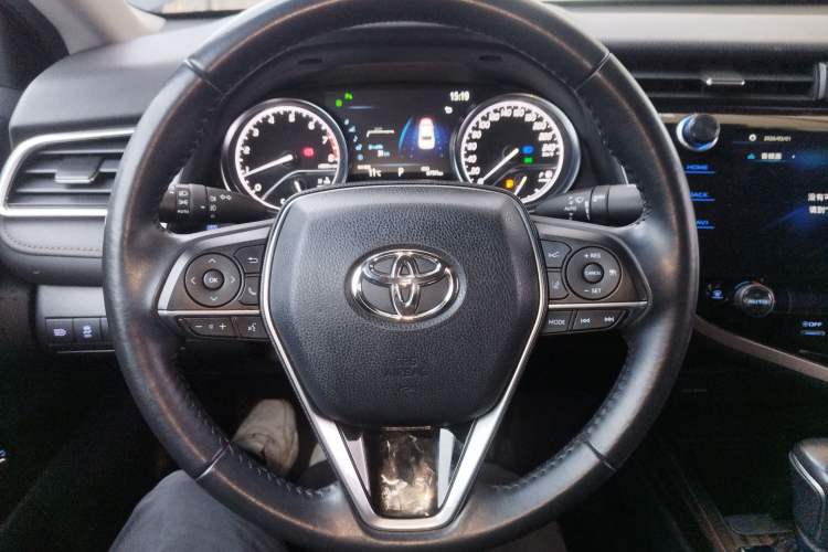 Used Toyota Camry 2019 2.0G Luxury Edition China VI Standard
