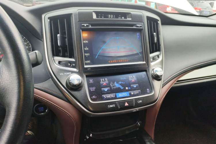 Used Toyota Crown 2017 2.0T Sport Edition Audio And AC Panel