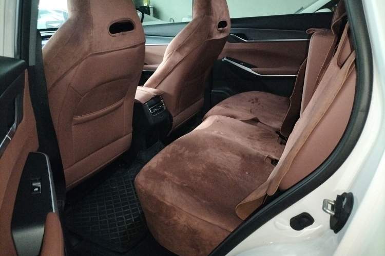 Used Changan CS75 PLUS 2025 Model, 3rd Generation Champion Edition 1.5T Jinghang Version
