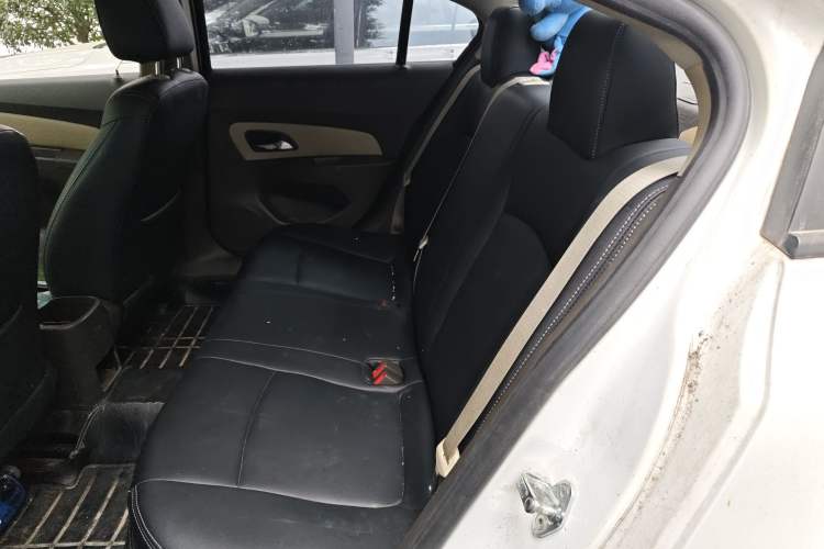 Used Chevrolet Cruze 2015 1.5L Classic SL MT