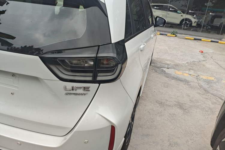 Used Honda LIFE 2021 1.5L CVT SPO-SS Dynamic Edition
