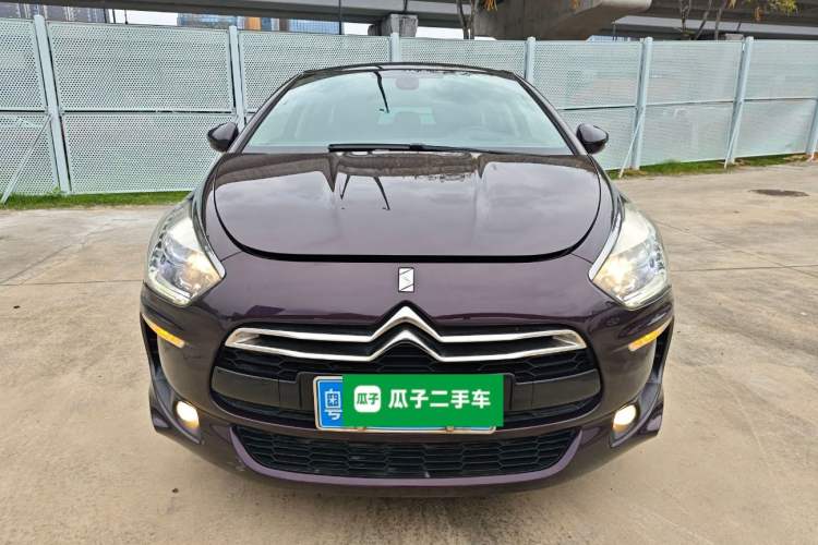 Used DS 5 2014 1.6T Luxury Edition THP200
