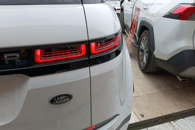 Used Land Rover Range Evoque 2020 249 PS R-DYNAMIC SE Sport Technology Edition
