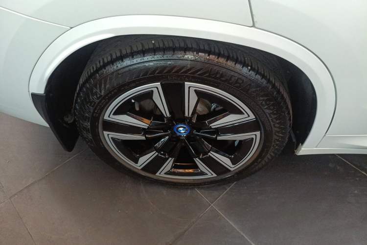 Used BMW iX3 2022 Updated Leading Version
