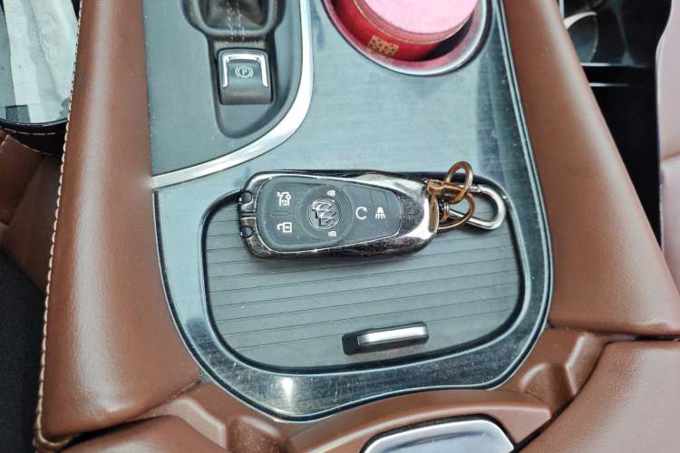 Used Buick Envision 2018 28T Four-Wheel Drive Elite Version Vehicle Key