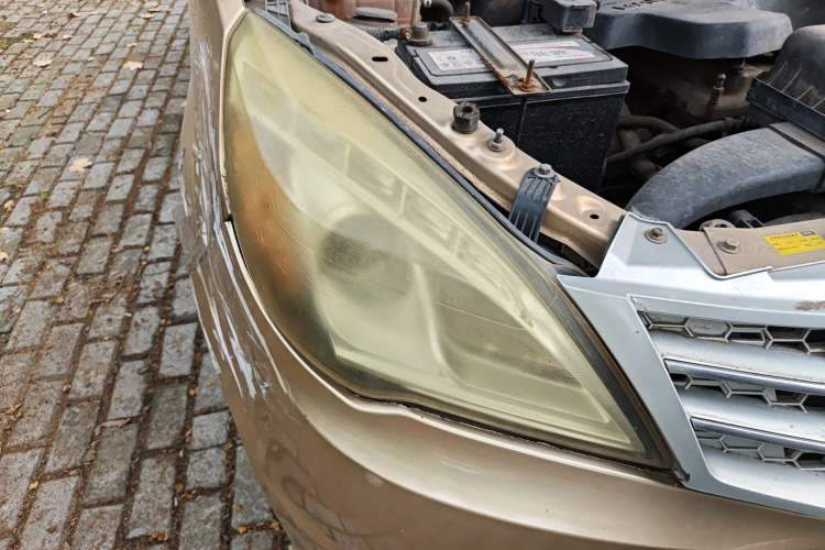 Used BAIC Weiwang M20 2014 1.5L Comfort Version BJ415B Right Front Headlight