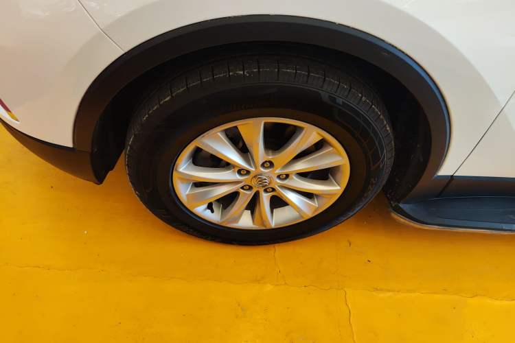 Used Buick Envision 2017 28T Four-Wheel Drive Elite Model Exterior 4