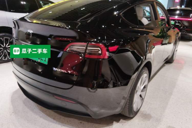Used Tesla Model Y 2021 Standard Range Rear-Wheel Drive Version
