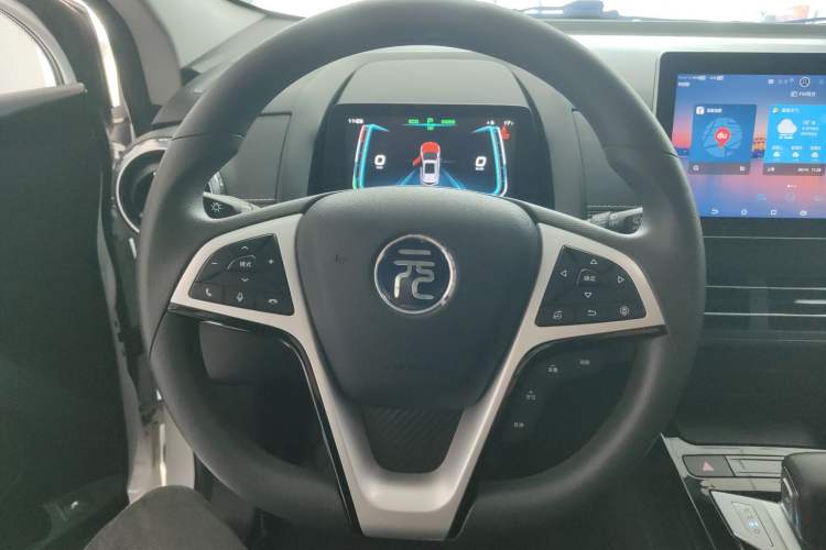 Used BYD Yuan New Energy 2019 EV535 High-Energy Leading Edition Steering Wheel