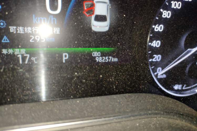 Used Toyota Avalon 2019 Dual-Engine 2.5L Luxury Edition China VI Standard