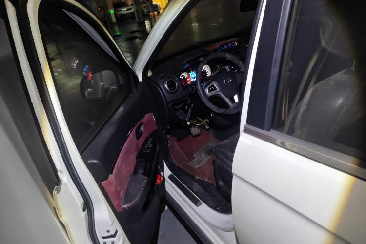 Used HYOSOW H2 2015 1.5L AMT Prestige Version BJ415C
