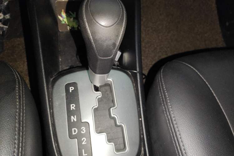 Used Kia K2 2015 Sedan 1.4L Automatic GLS