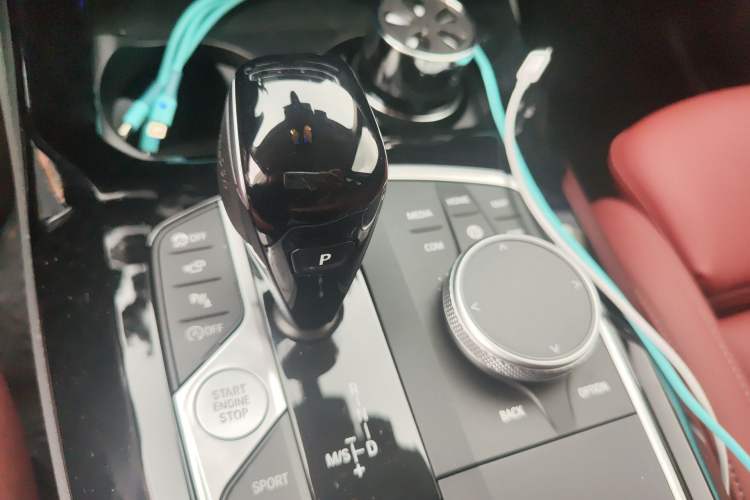 Used BMW X3 2023 Restyled xDrive30i Leading Edition M Night Sky Package Gear Lever