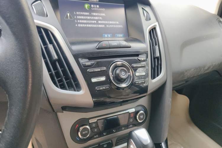 Used Ford Focus 2012 Hatchback 1.6L Automatic Fashion Edition
