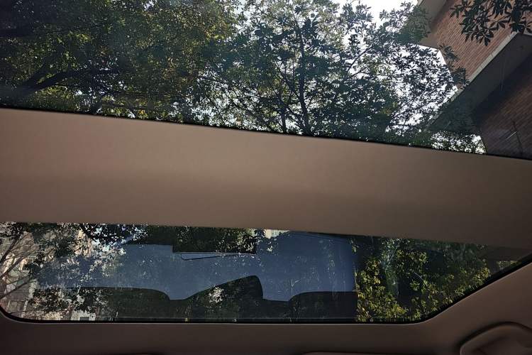 Used Toyota Camry 2024 Dual-Engine 2.5HG Prestige Edition
