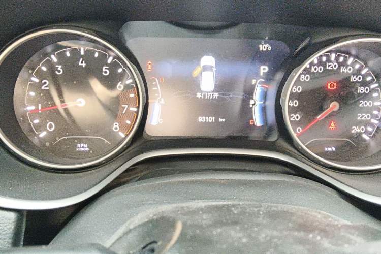 Used Jeep Compass 2017 200T Automatic Family Edition
