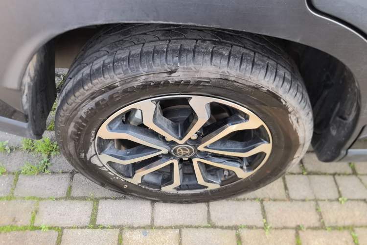 Used Toyota FRONTLANDER 2023 2.0L CVT Luxury Edition