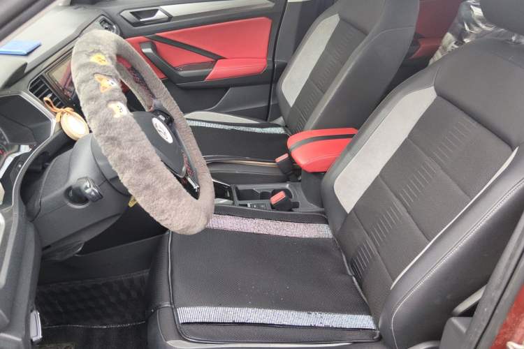 Used Volkswagen T-ROC 2018 280TSI DSG Two-Wheel Drive Advanced Version China V Emission Standard