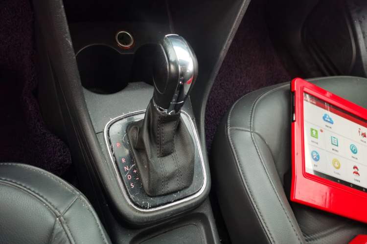 Used Volkswagen Polo 2014 1.6L Automatic Luxury Edition