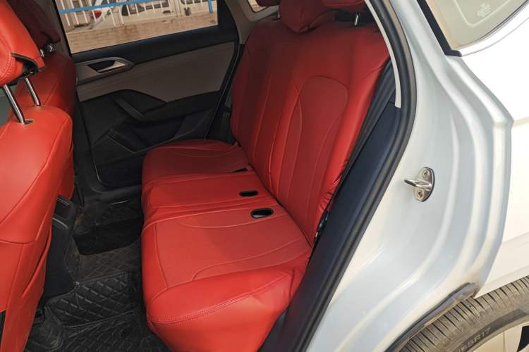 Used Volkswagen Tharu 2023 300TSI Two-Wheel-Drive Crescent Edition Left Rear Seat