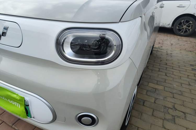 Used Wuling Hongguang MINIEV 2024 3rd Generation 215km Youth Edition Left Front Headlight