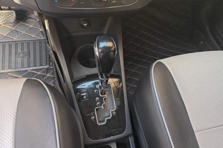 Used Dongfeng Aeolus AX3 2016 1.5L Automatic ZhiKu Model
