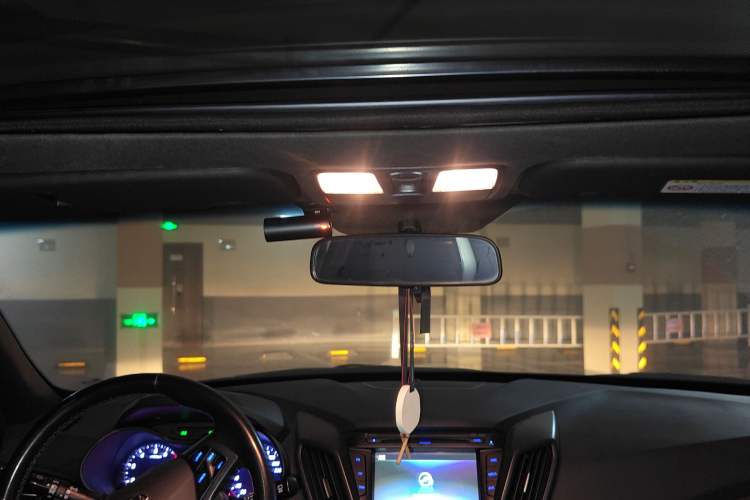 Used Hyundai Veloster 2015 1.6T Automatic Luxury Edition