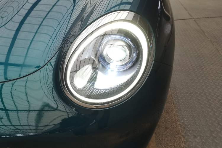 Used ORA Good Cat 2021 400km Standard Range Athena Edition Lithium-Ion Battery