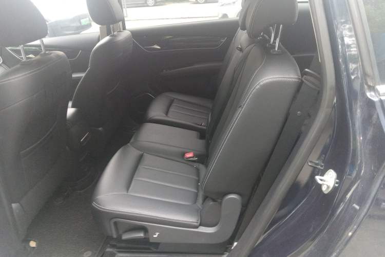 Used BYD Song MAX 2019 1.5T Automatic Smart Connect ZhiLian RuiDong Model 7 Seats China V Emission Standard Left Rear Seat