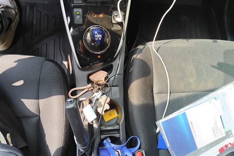 Used Toyota Levin 2017 Revised Dual-Engine 1.8H GS E-CVT Elite Sunroof Version China V Standard