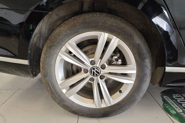 Used Volkswagen Magotan 2025 Zhongxiang Version 280TSI DSG Comfort Edition
