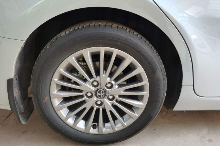 Used Toyota Camry 2024 Dual-Motor 2.0 HGVP Luxury Edition