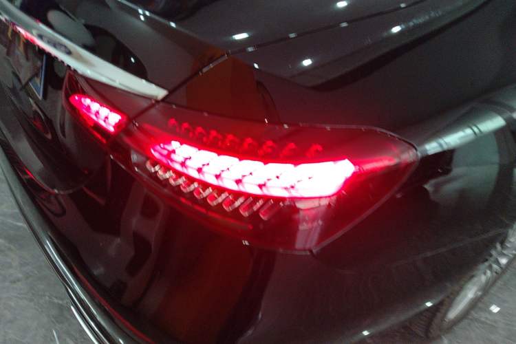 Used Mercedes-Benz E-Class 2023 Updated E 300 L Fashion Edition