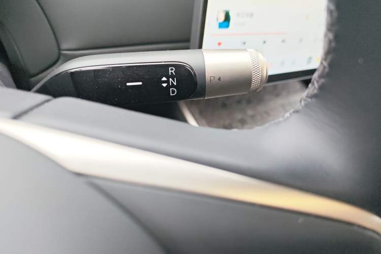 Used ONVO Luxeed L90 2025 Model—Max Six-Seater Version