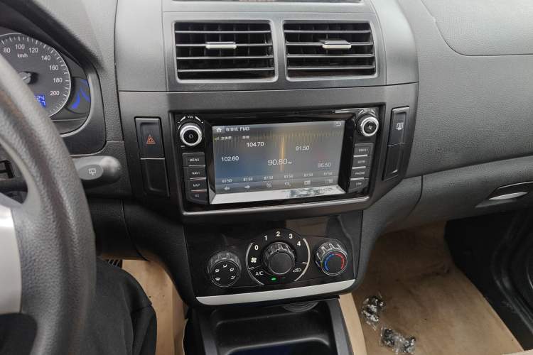 Used HYOSOW H2 2016 H2E 1.5L Elite Model BJ415B
