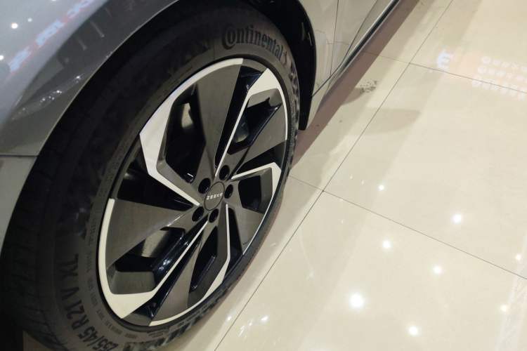 Used Zeekr 001 2022 Long-Range Dual-Motor WE Edition
