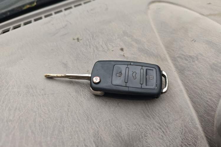 Used JMC Yuhu 7 2012 2.4T Four-Wheel Drive Manual Standard Edition JX4D24 Vehicle Key