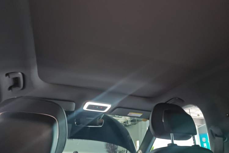 Used Zeekr 7X 2025 75 kWh Rear-Wheel Drive Intelligent Driving Version Headliner