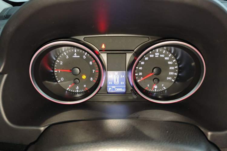 Used Haval M6 2017 1.5T Automatic Two-Wheel Drive Prestige Model Instrument Cluster