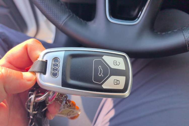 Used Audi A4L 2020 40 TFSI Fashion Dynamic Model
