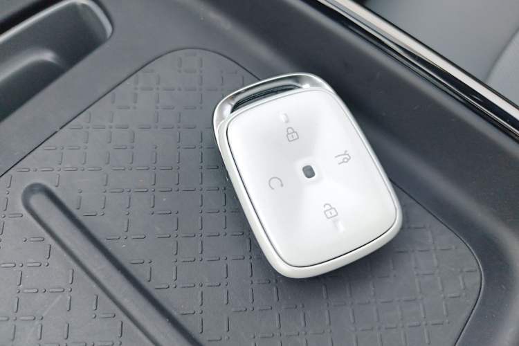 Used ARCFOX T1 2025 Model 425 PRO
